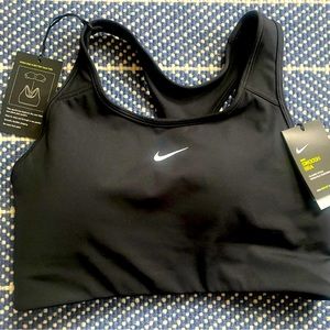 Nike sports bra NWT